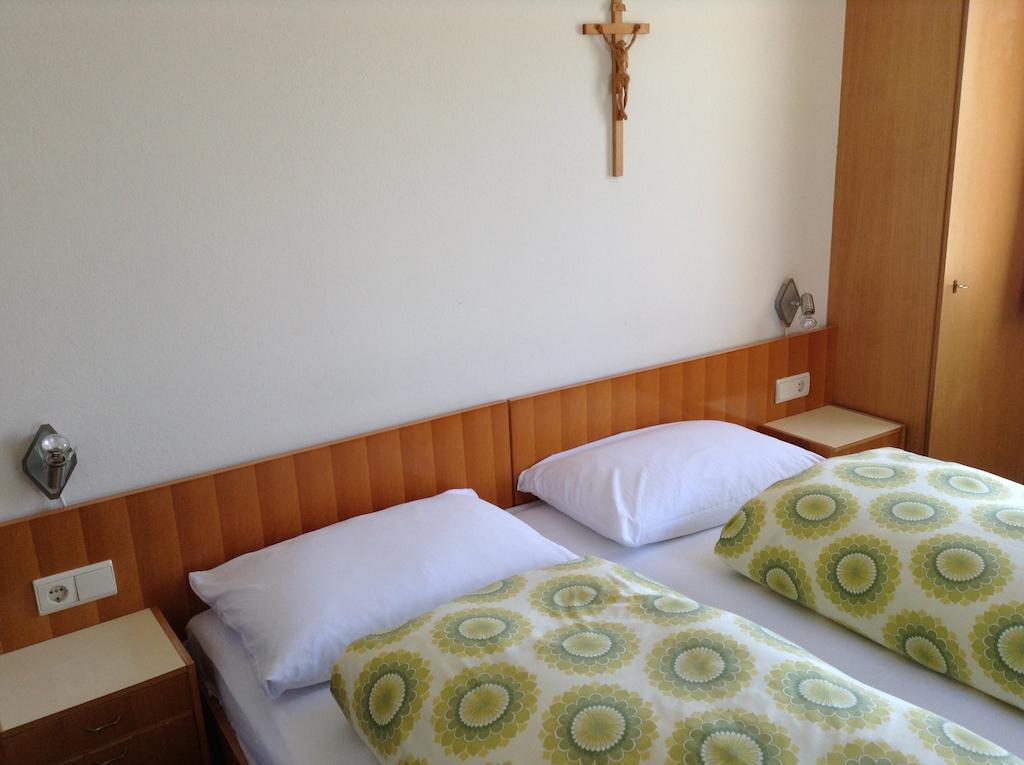 Aparthotel Garni Hofer Sexten Esterno foto