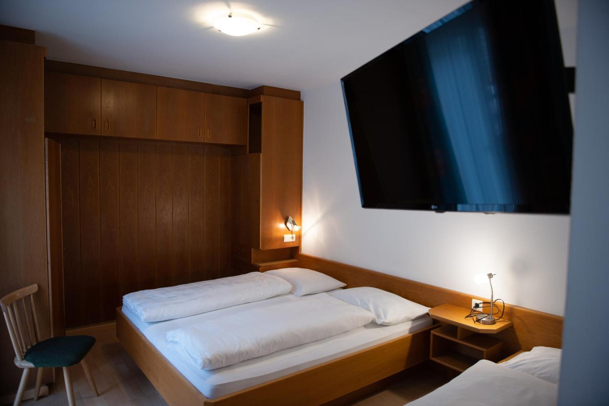 Aparthotel Garni Hofer Sexten Esterno foto
