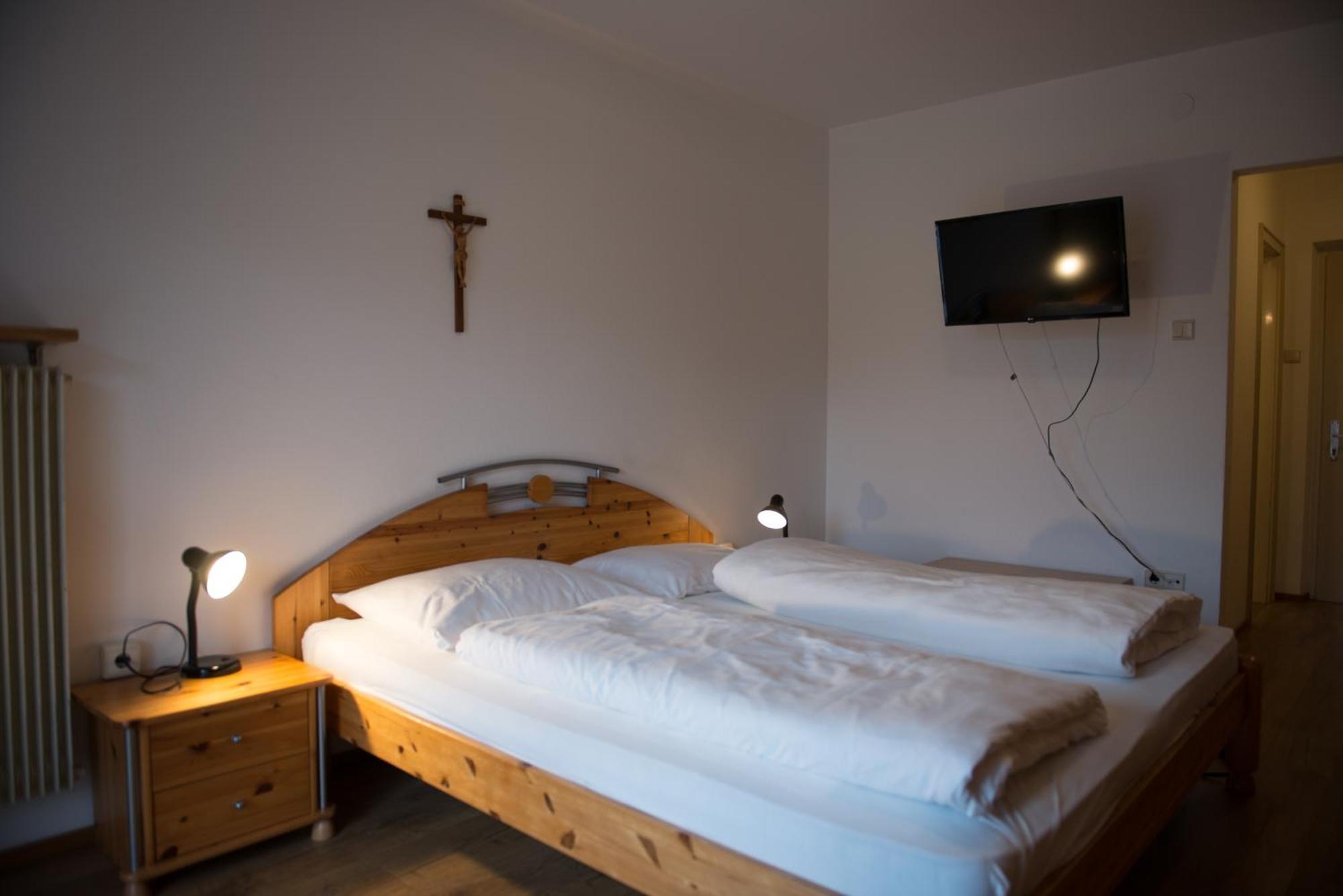 Aparthotel Garni Hofer Sexten Esterno foto