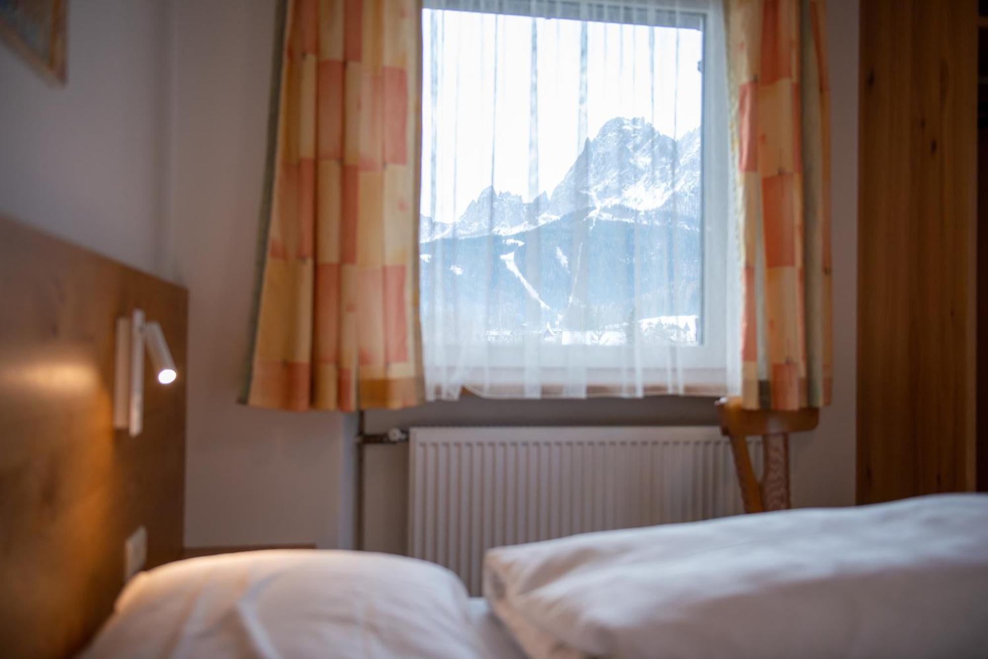 Aparthotel Garni Hofer Sexten Esterno foto