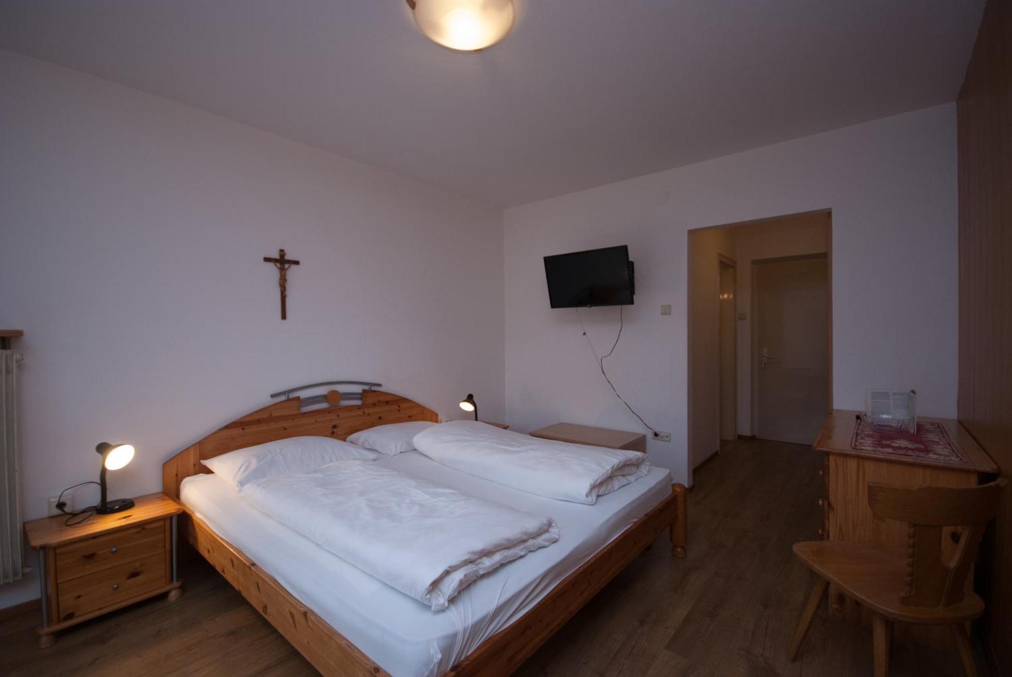 Aparthotel Garni Hofer Sexten Esterno foto