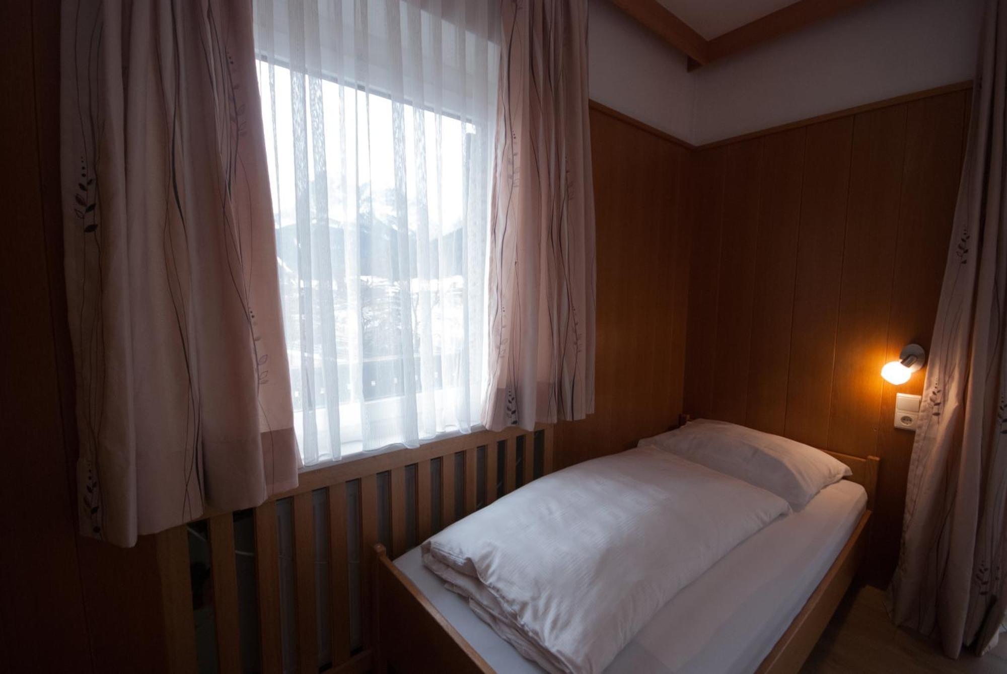 Aparthotel Garni Hofer Sexten Esterno foto