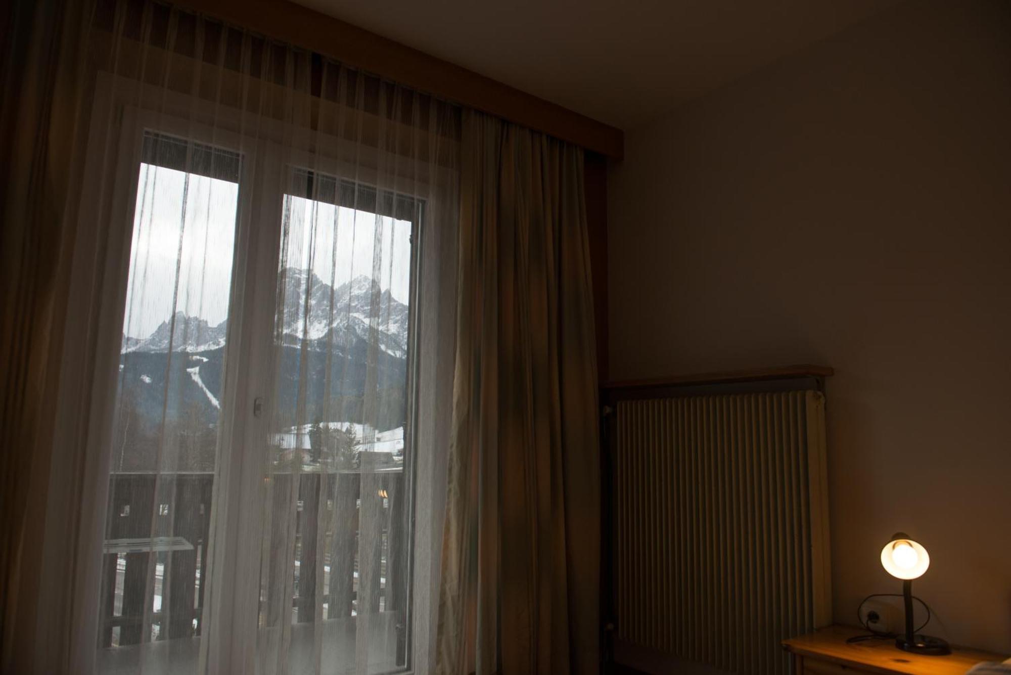 Aparthotel Garni Hofer Sexten Esterno foto