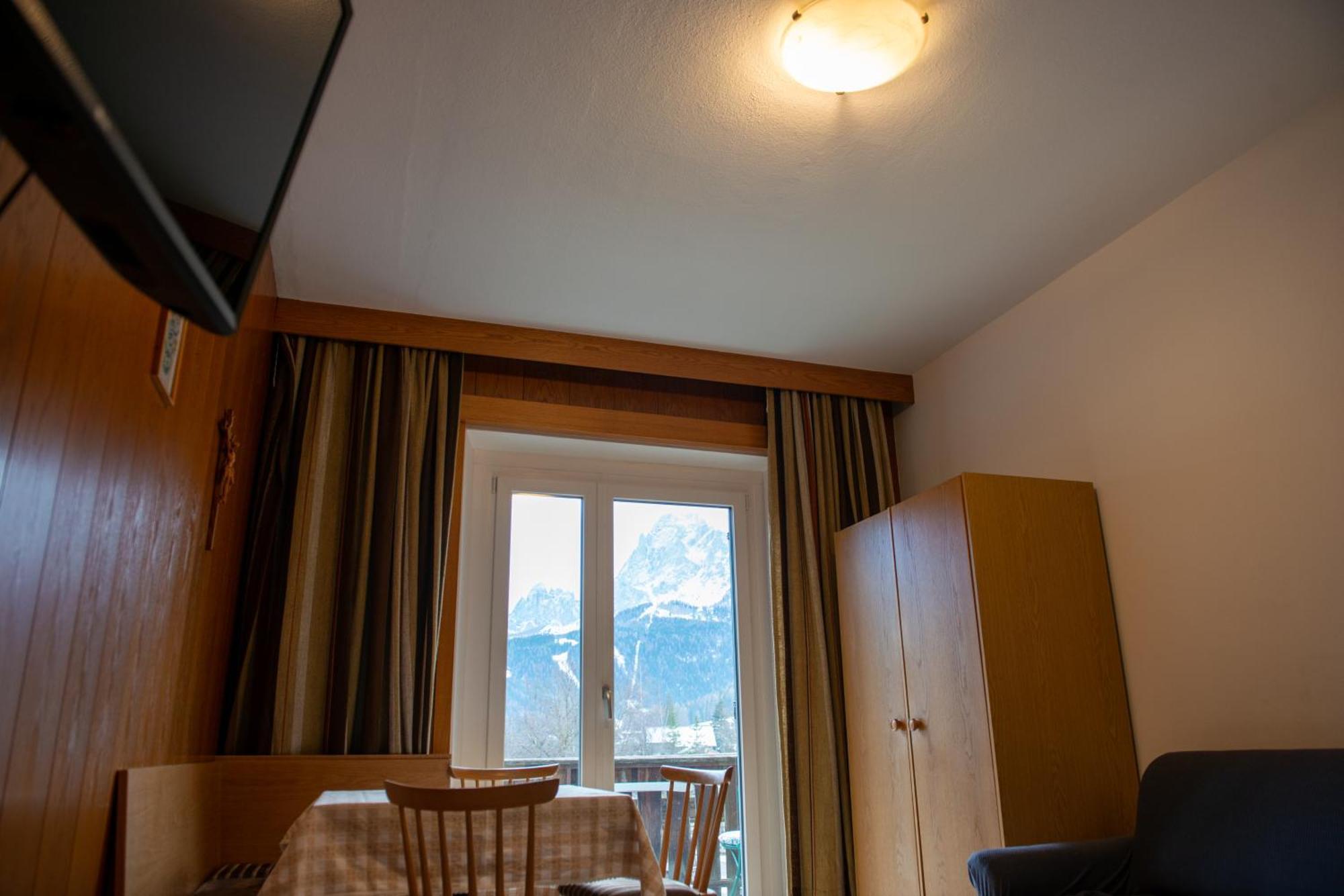 Aparthotel Garni Hofer Sexten Esterno foto