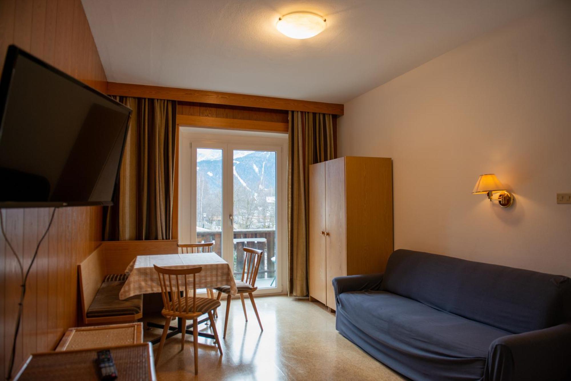 Aparthotel Garni Hofer Sexten Esterno foto