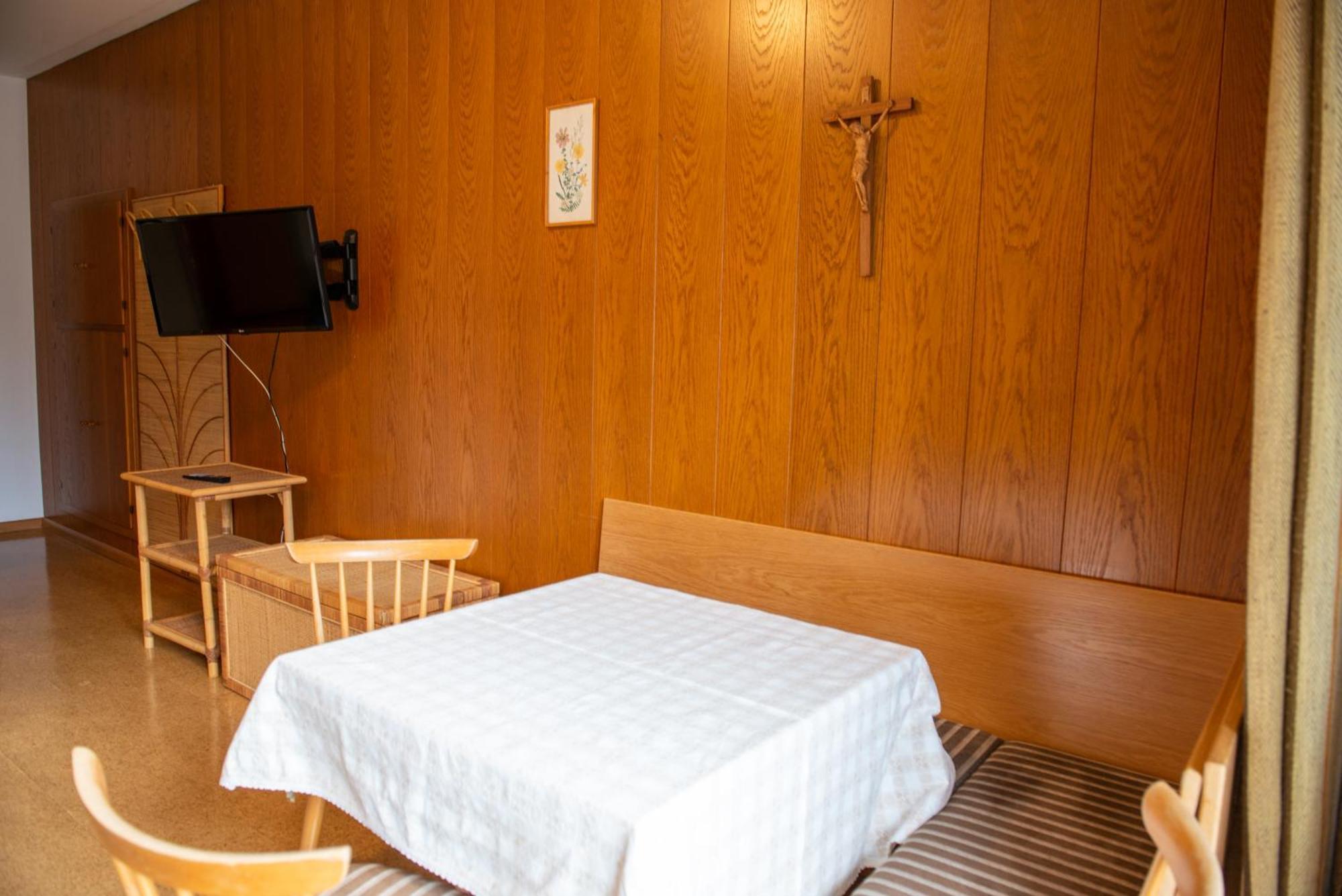 Aparthotel Garni Hofer Sexten Esterno foto